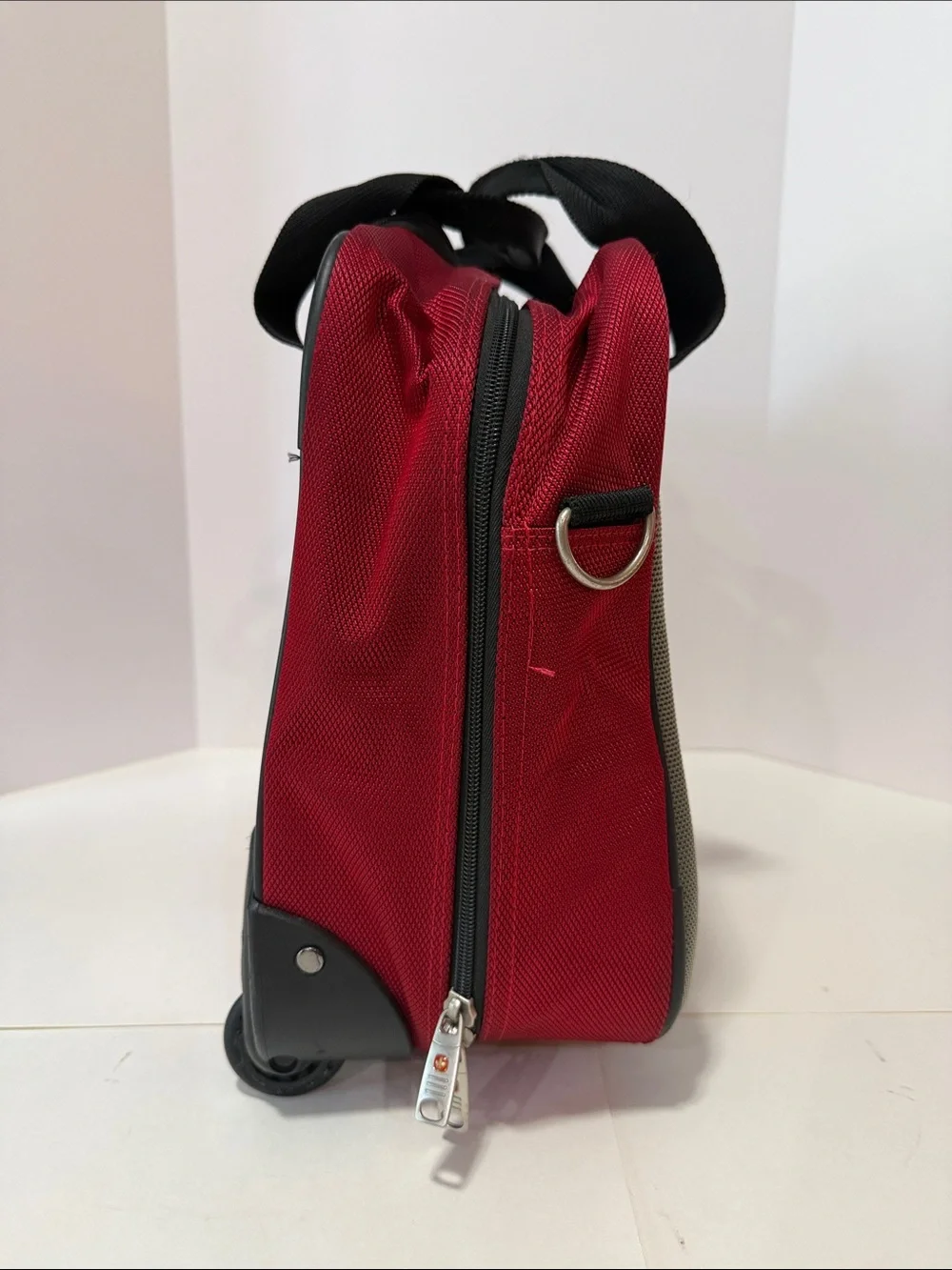 Swiss alps Red Travel Suitcase with Front Pocket and Black Handles